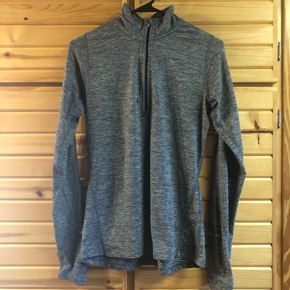 Women’s Nike Element 1/4 Zip Long Sleeve Running Shirt, Gray, Size S